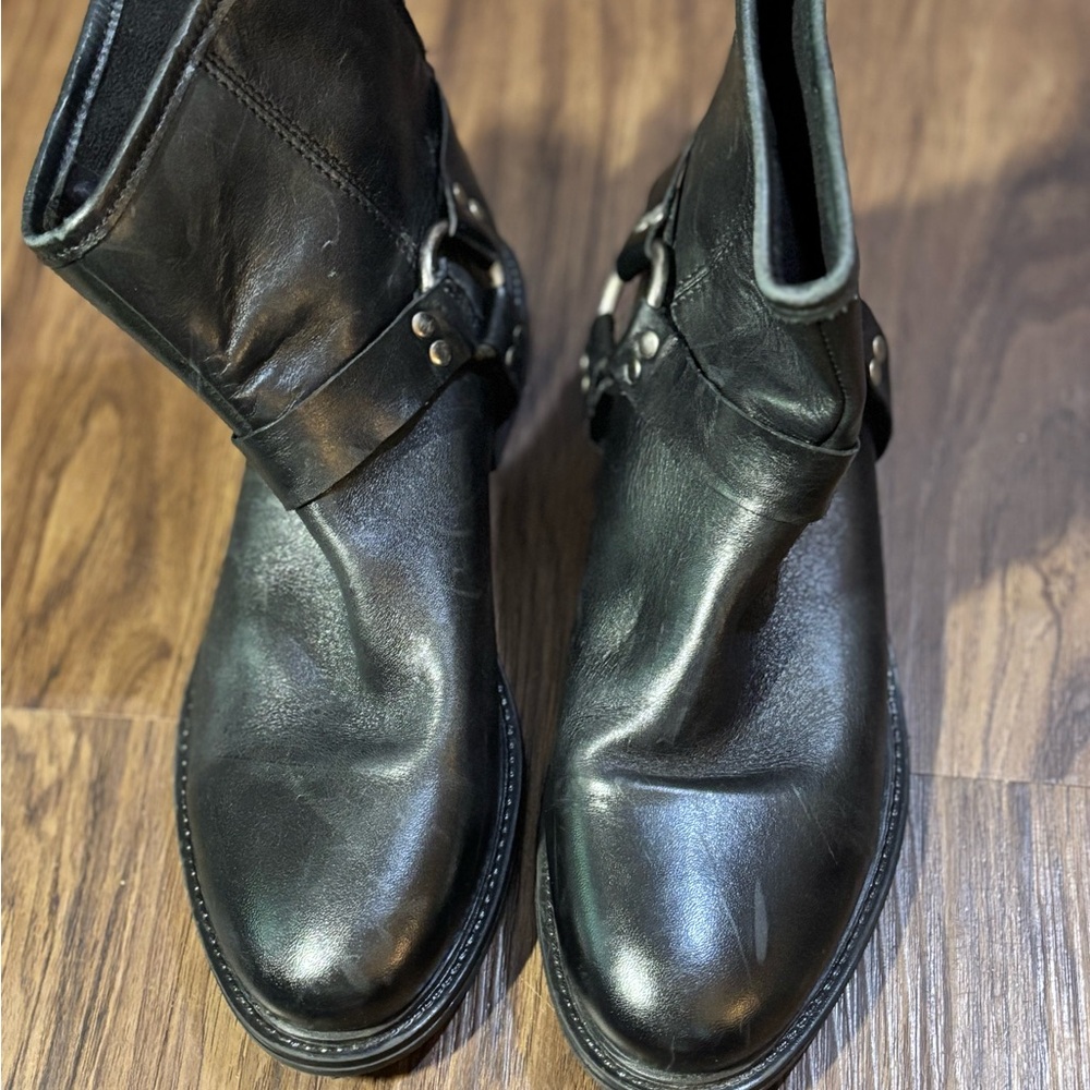 Avellini ~ Moto Harness EUR 37 US 7 Black Leather Short Boots